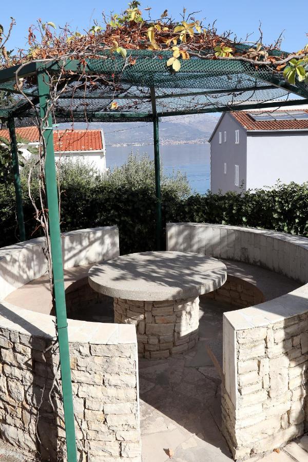 Apartman Karaga Trogir Exterior foto